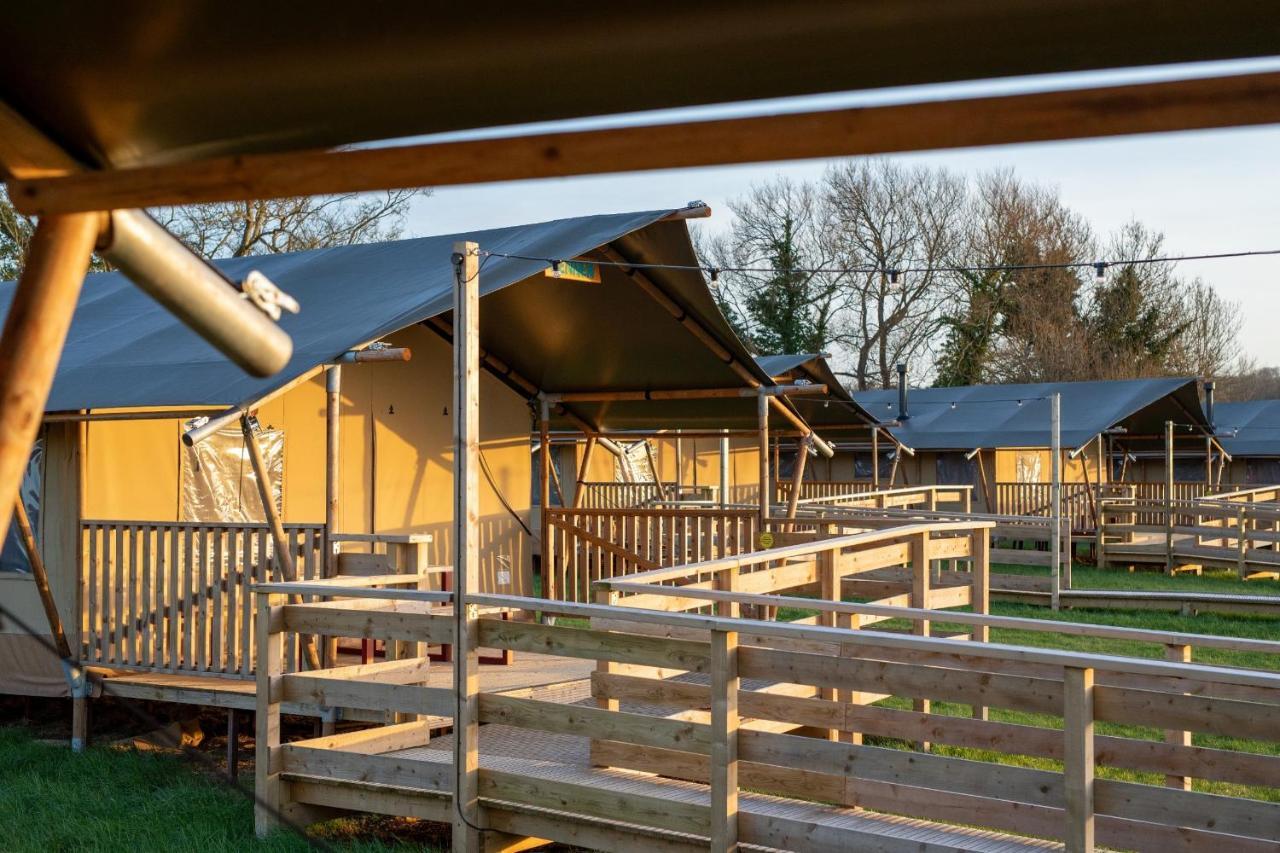 Luxuszelt The Camp At The Wave